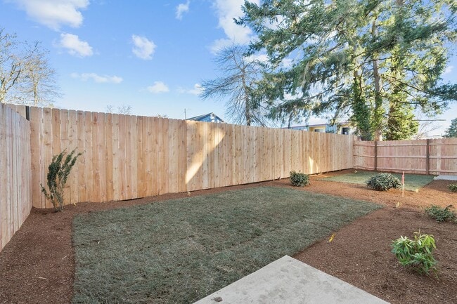 Building Photo - New Build 3 Bed, 1.5 Bath Rental Home in C...