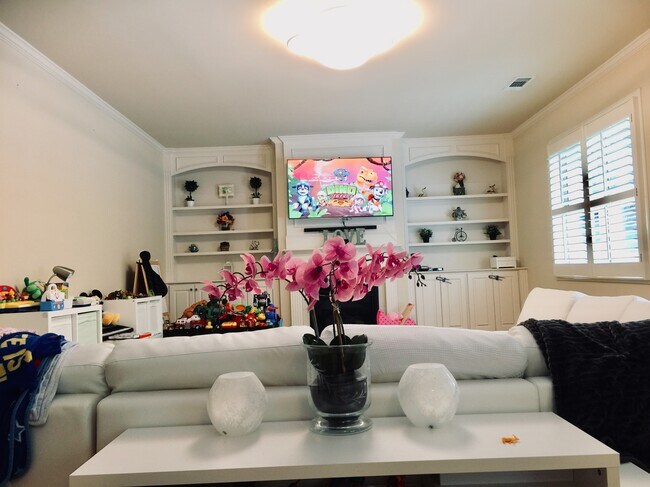 Foto del edificio - 7755 Stratford Ln