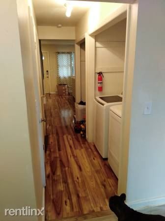 Building Photo - 3 br, 1.5 bath House - 111 Chrystal Dr