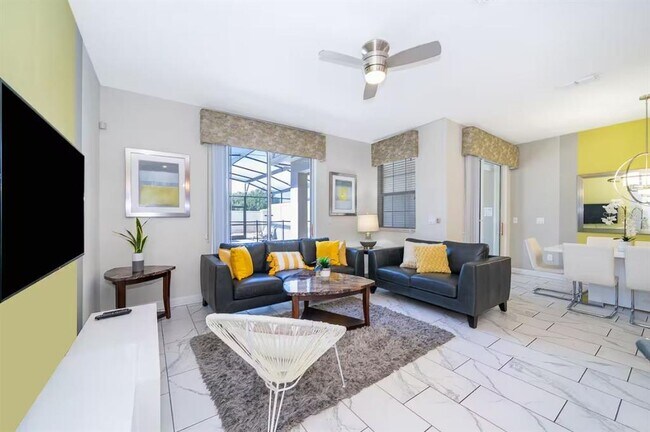Foto del edificio - 4909 Windermere Ave