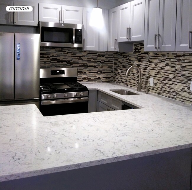 Foto del edificio - 143 W 136th St