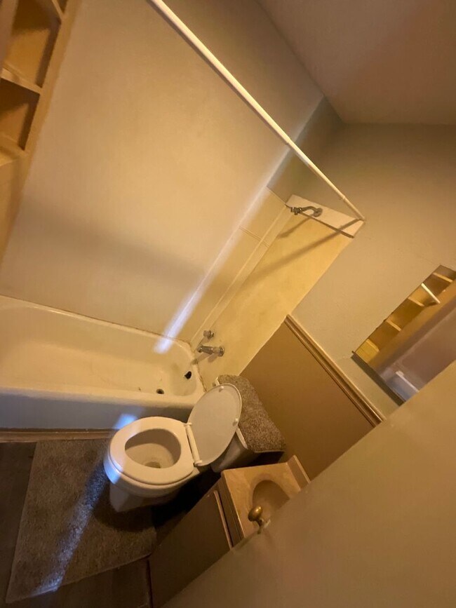 Foto del edificio - 1711 Severine St