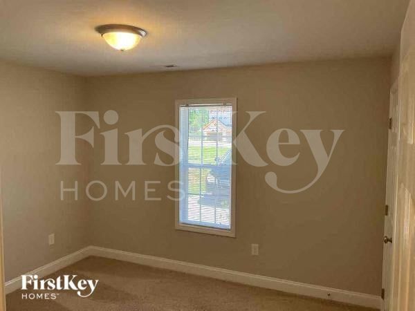 Foto del edificio - 284 Southcircle Dr NW
