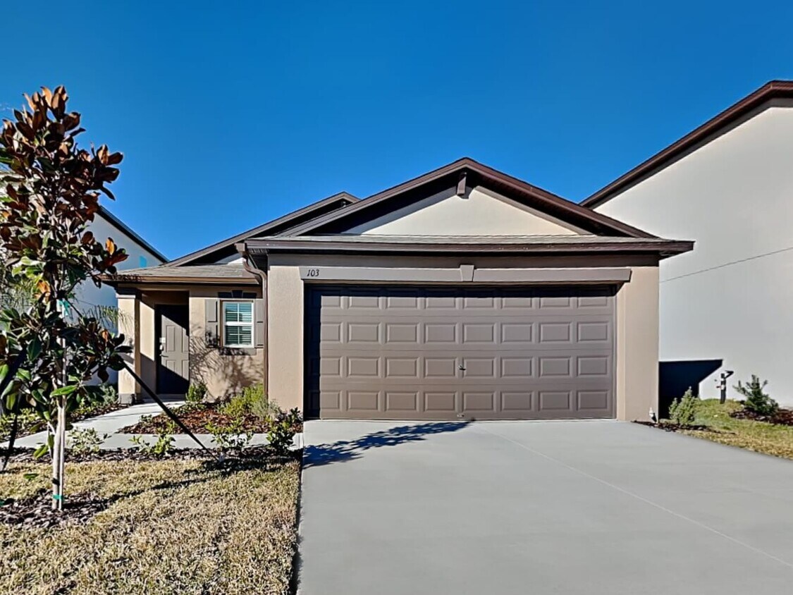 Foto principal - 103 Rose Bud Ln