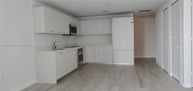 Foto del edificio - 55 SW 9th St