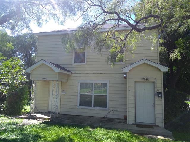 Primary Photo - 1942 Lincoln Dr