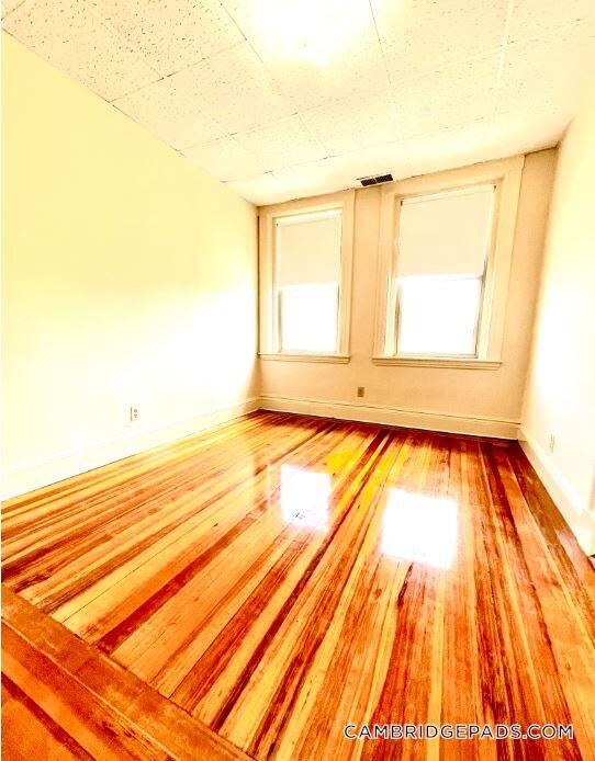 Foto del edificio - 9 Woodbridge St