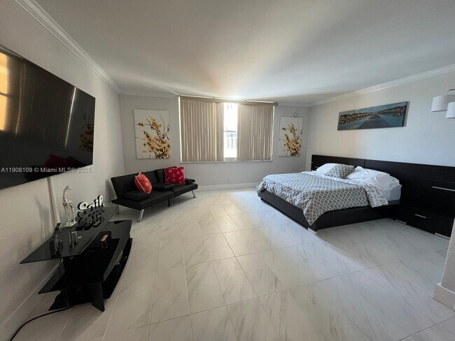 Foto del edificio - 2501 S Ocean Dr