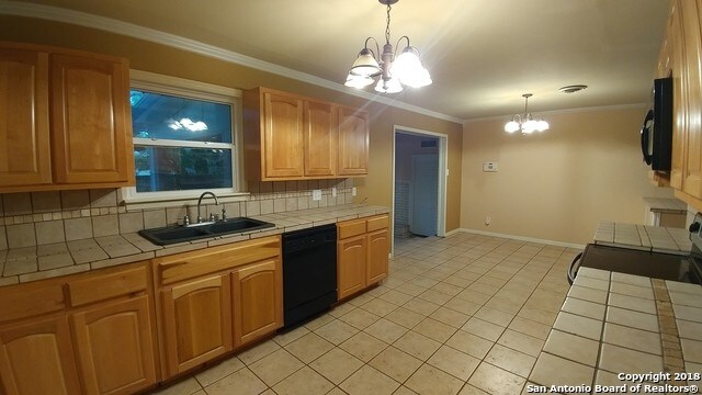 Building Photo - 226 Donella Dr