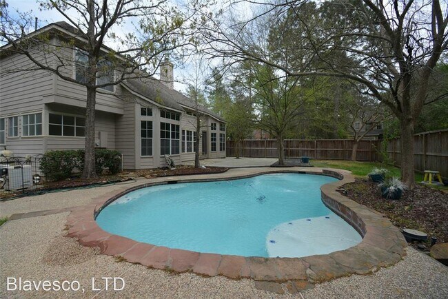 Building Photo - 5 br, 4 bath House - 15 Larks Aire Place