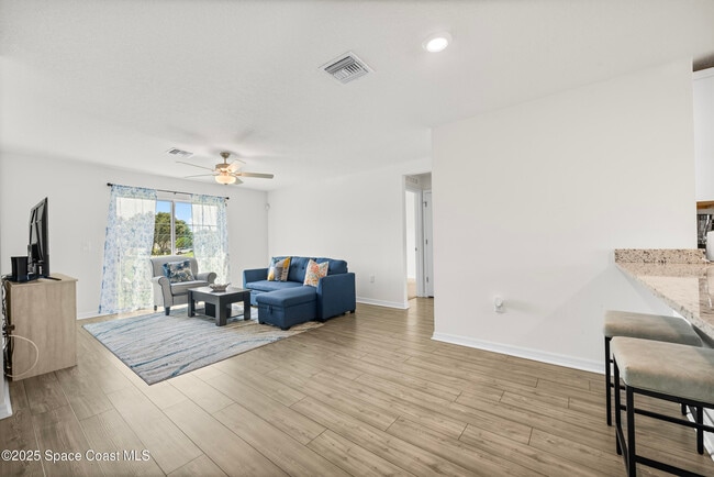 Building Photo - 1602 Saladino St SE