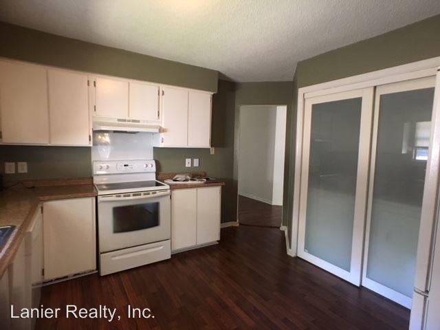 Building Photo - 3 br, 2 bath House - 372 Riverview Drive
