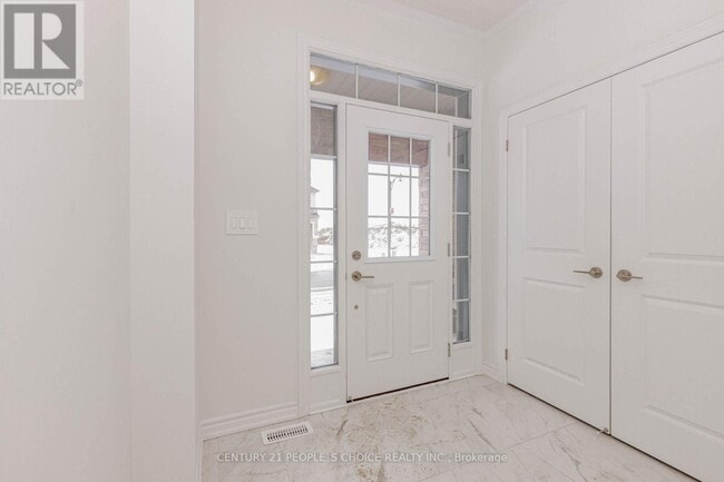 Building Photo - 1480 Savoline Blvd