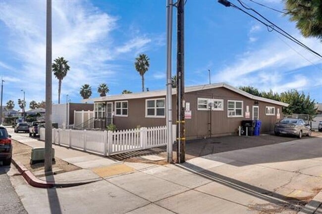 Building Photo - Pacific Beach