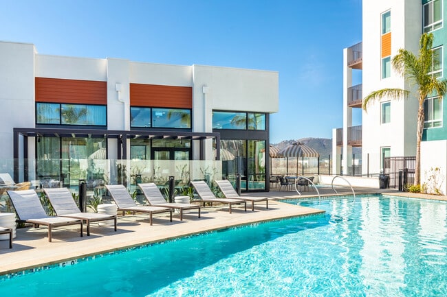 Building Photo - Marlowe Temecula