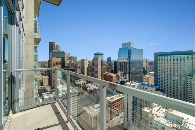 Foto del edificio - 1325 Stout St