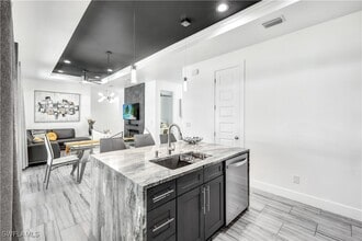 Building Photo - 4634 Catalina Ln