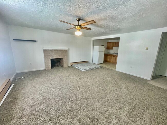 Building Photo - 128 Holt Rd