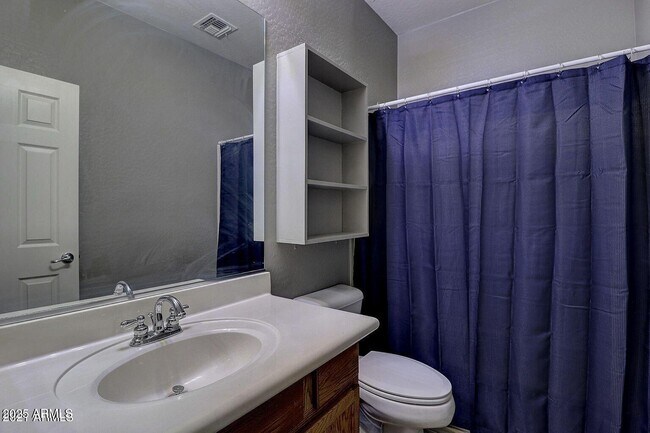 Foto del edificio - 4329 W Heyerdahl Dr