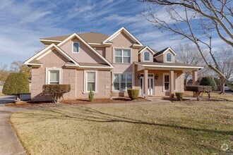 Building Photo - 100 Montview Way