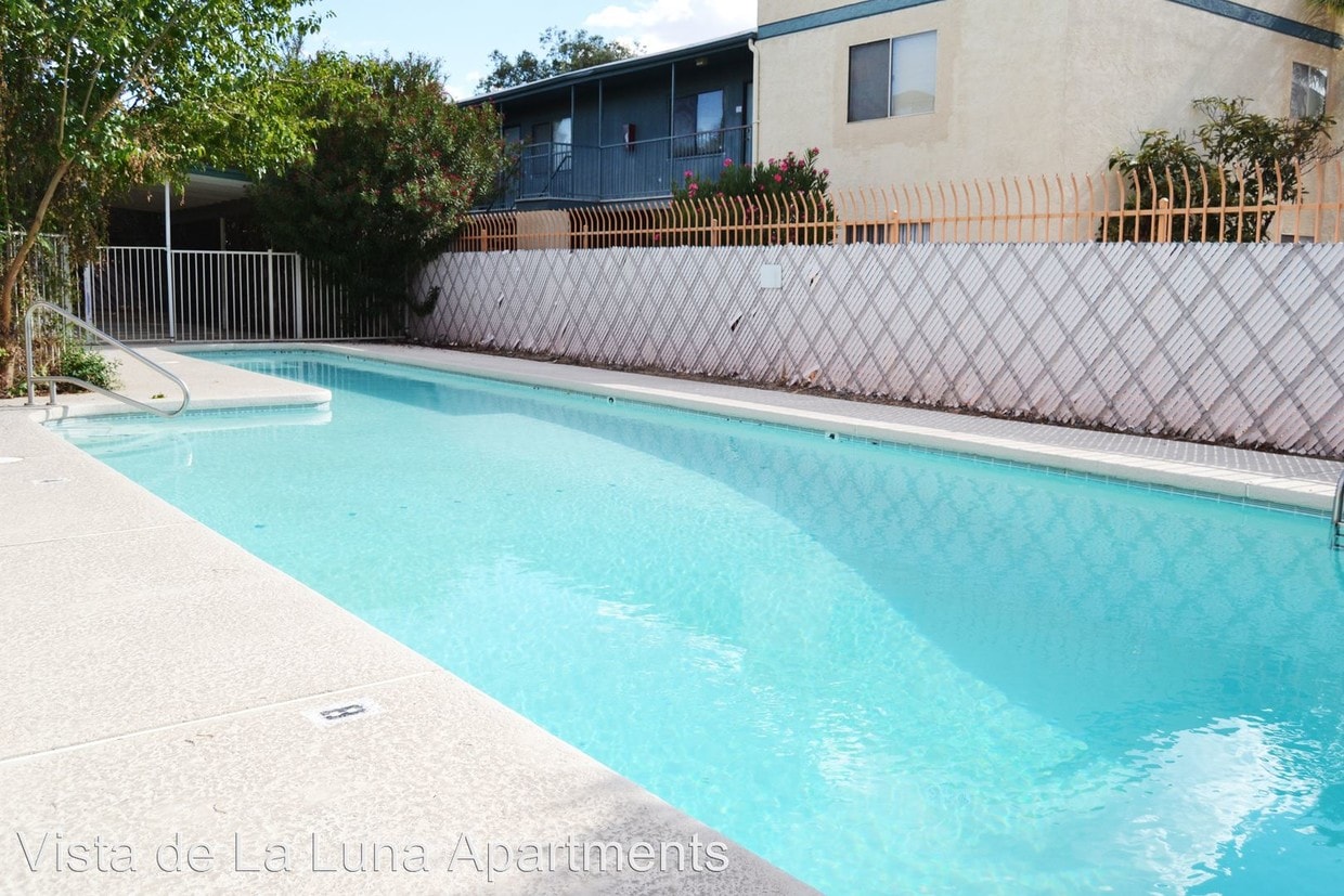 Building Photo - 4015 E Monte Vista Dr