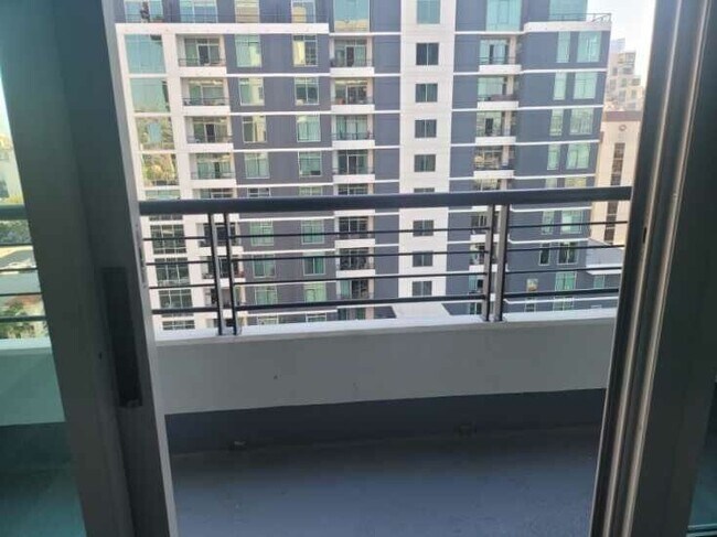Foto del edificio - 425 W Beech