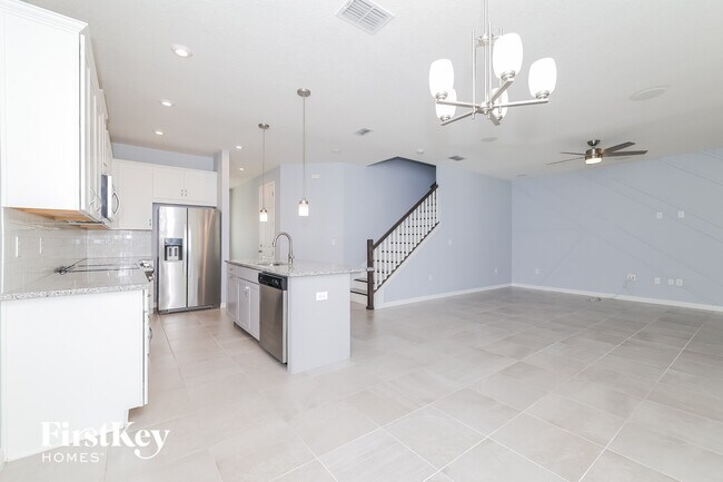 Building Photo - 2412 Riverbank Cv