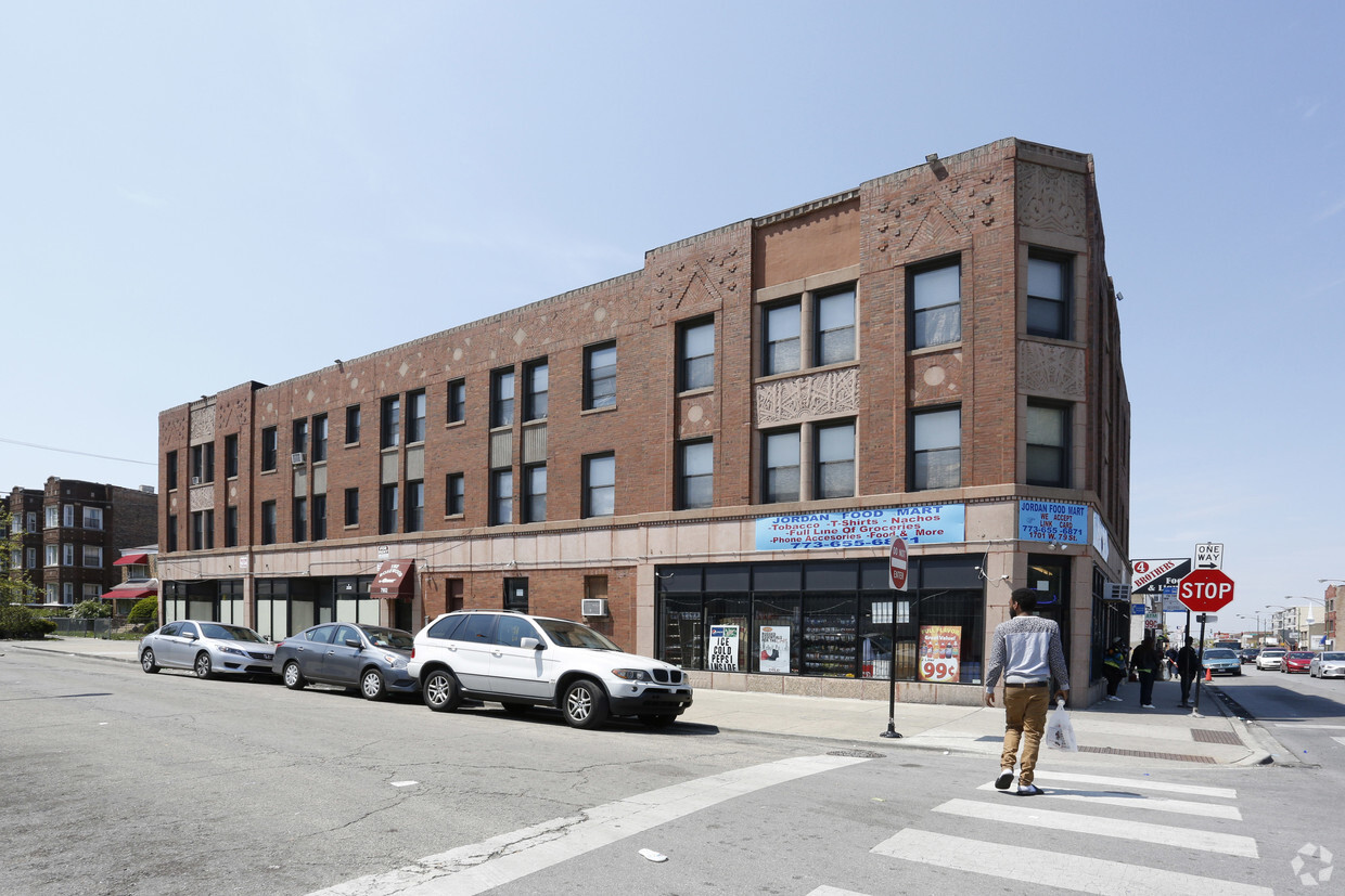 Building Photo - 1701 W 79th St