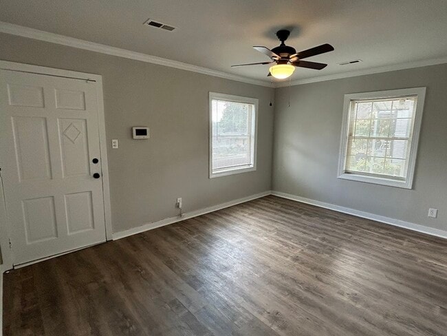 Foto del edificio - 2310 Hammonds Ave NW