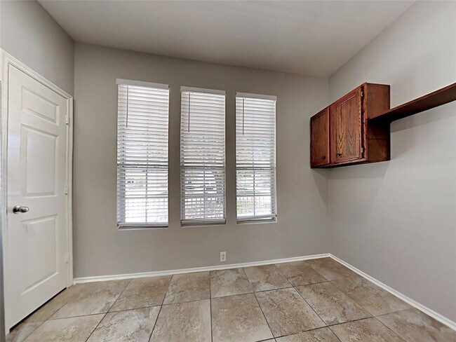 Foto del edificio - 18834 Sandelford Dr