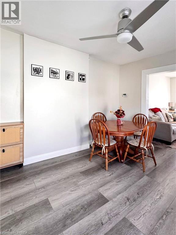 Photo du bâtiment - 60 Huron St