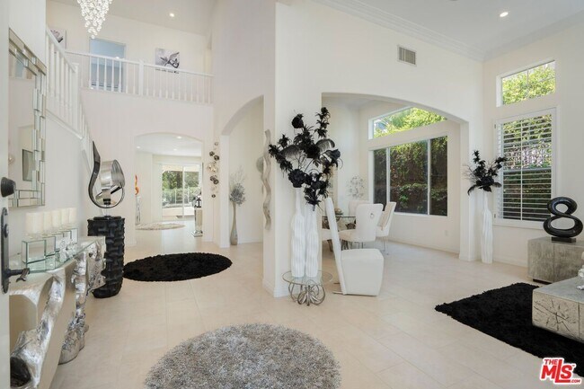 Foto del edificio - 7201 Rock Ridge Terrace