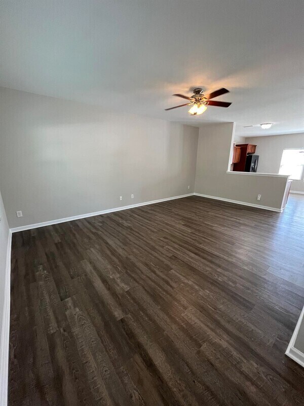 Building Photo - 4615 Tradd Cir