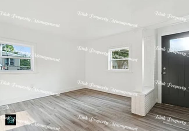 Photo - 1201 Comfort St House