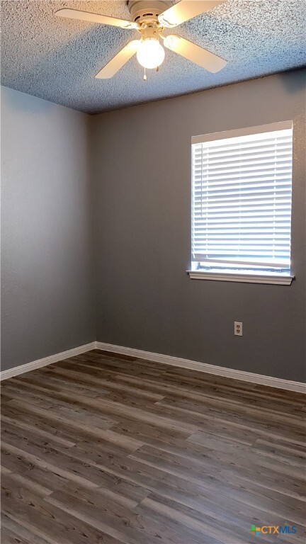 Building Photo - 3901 Pilgram Dr