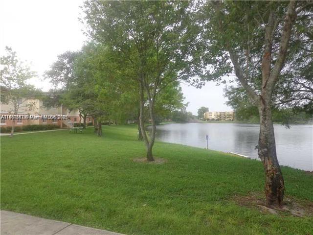 Foto principal - 3660 N 56th Ave