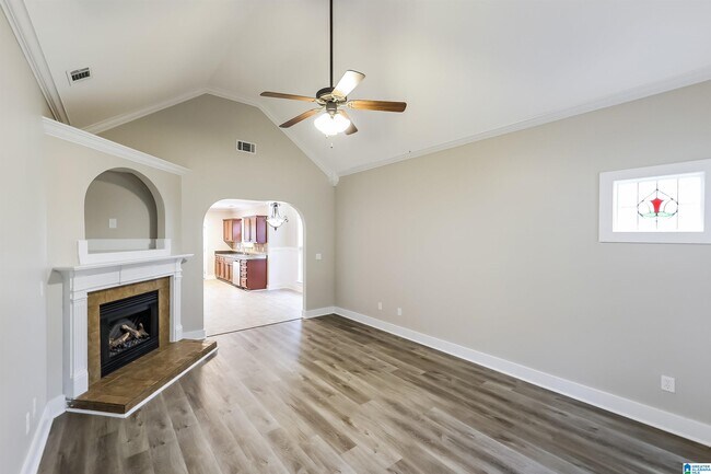 Foto del edificio - 171 Moss Stone Ln