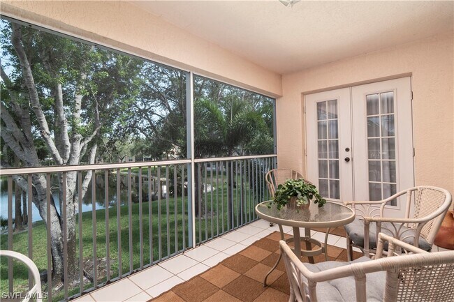 Foto del edificio - 736 Wiggins Lake Dr