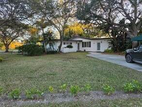 Building Photo - 9860 SW 140th St