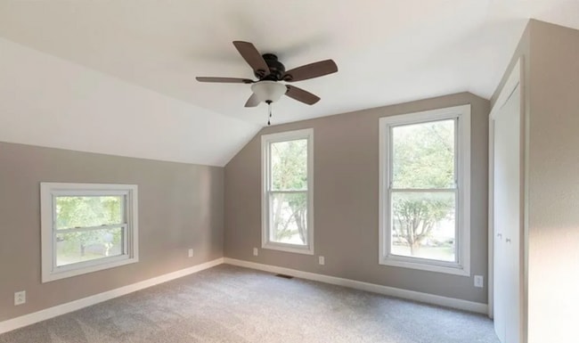 Building Photo - 60 W Davis St