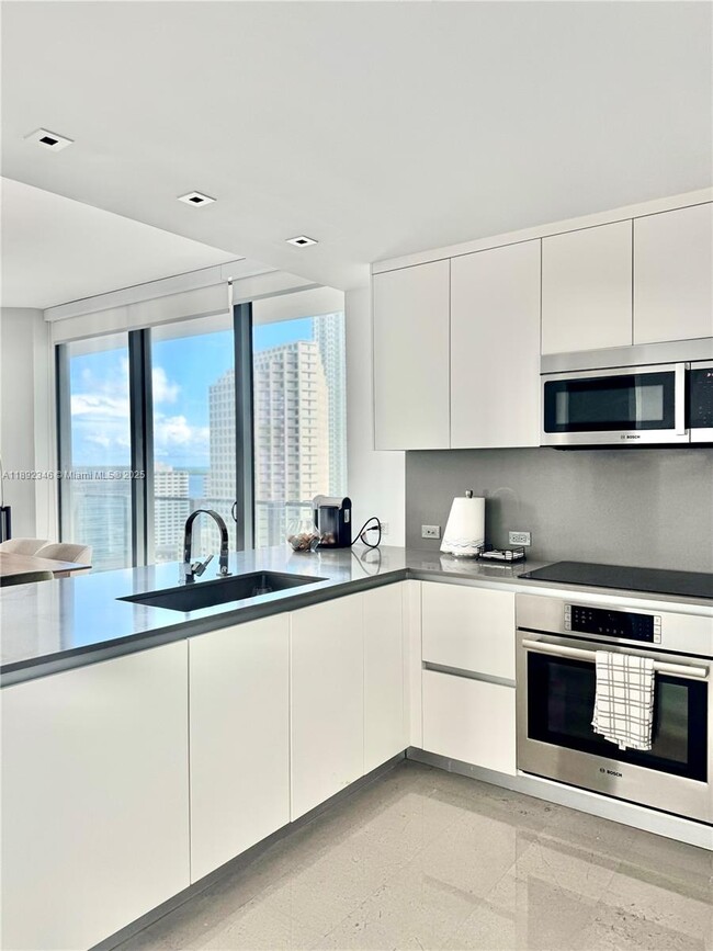 Foto del edificio - 68 SE 6th St
