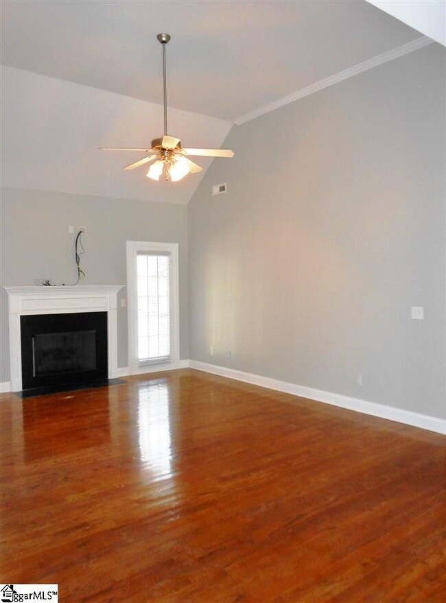 Building Photo - 104 Baltic Ct