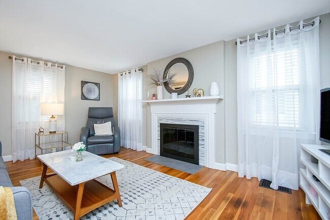 Foto del edificio - 250 Edendale St