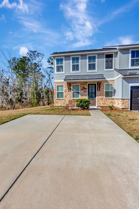 Foto principal - Beautiful End Unit In The Park at Rivers E...