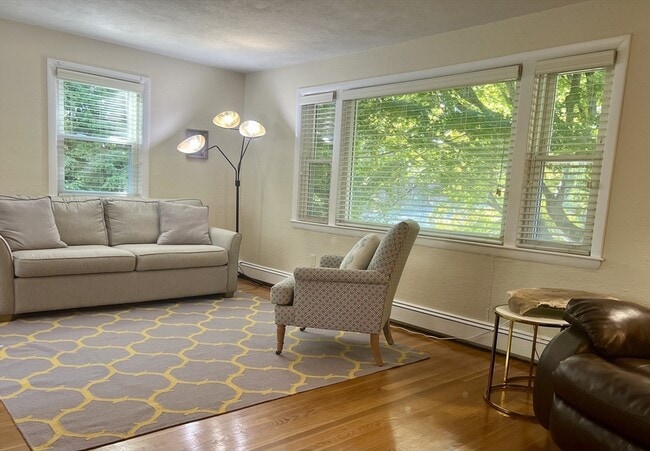 Building Photo - 113 Cambridge St