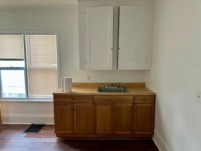 Foto del edificio - 208 Courtland St