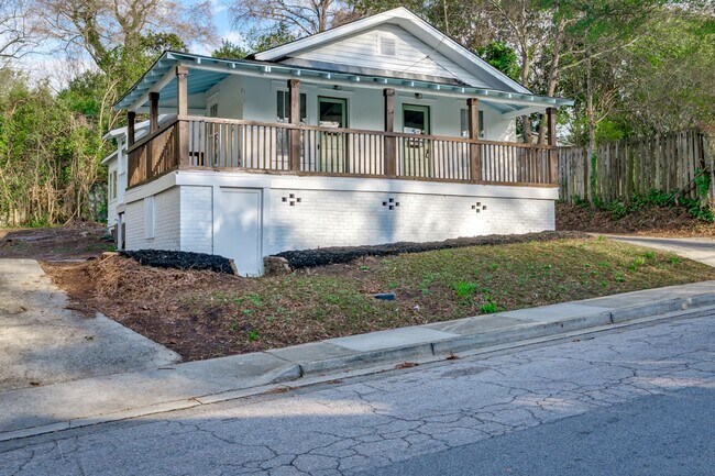 Foto del edificio - Cozy Home in Columbia's Downtown Core - Unit A