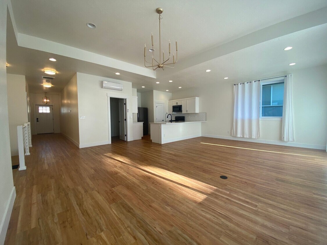 Foto principal - 16648 N Columbus St