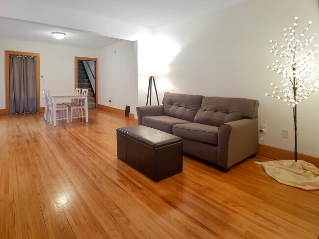 Foto del edificio - 620 N Broad St