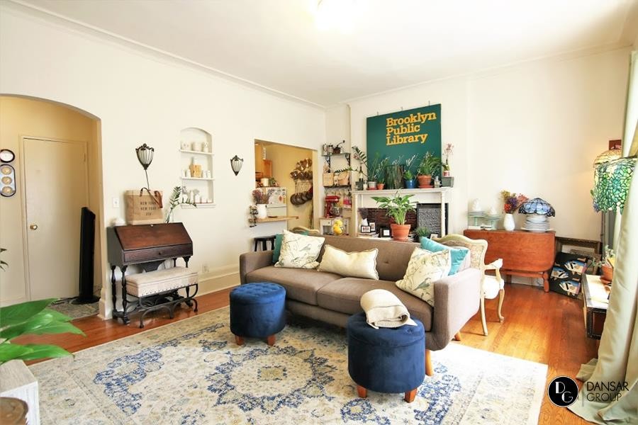 Primary Photo - 337 West 76th Street